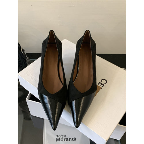Damen Elegante spitz zulaufende Pumps aus Lack- und Veloursleder mit schmalem Absatz Drune