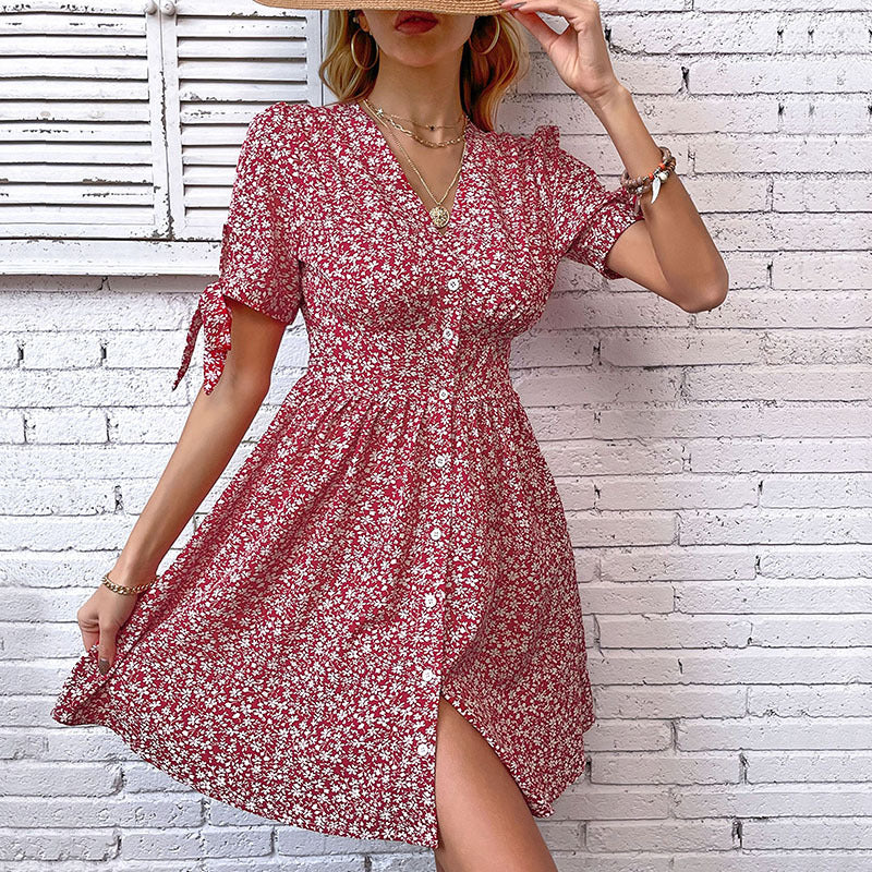 Damen Sommerkleid mit Blumenmuster und verspielten Rüschendetails Drune