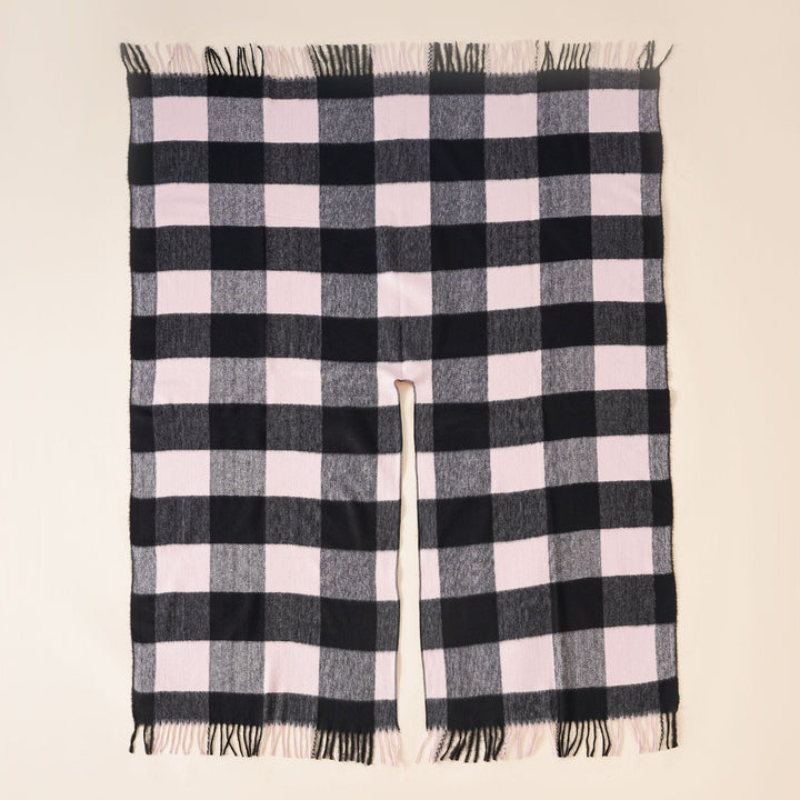 Damen Rechteckponcho im Ruana‑Stil aus Wollmix mit großen Karos und Fransensaum Drune