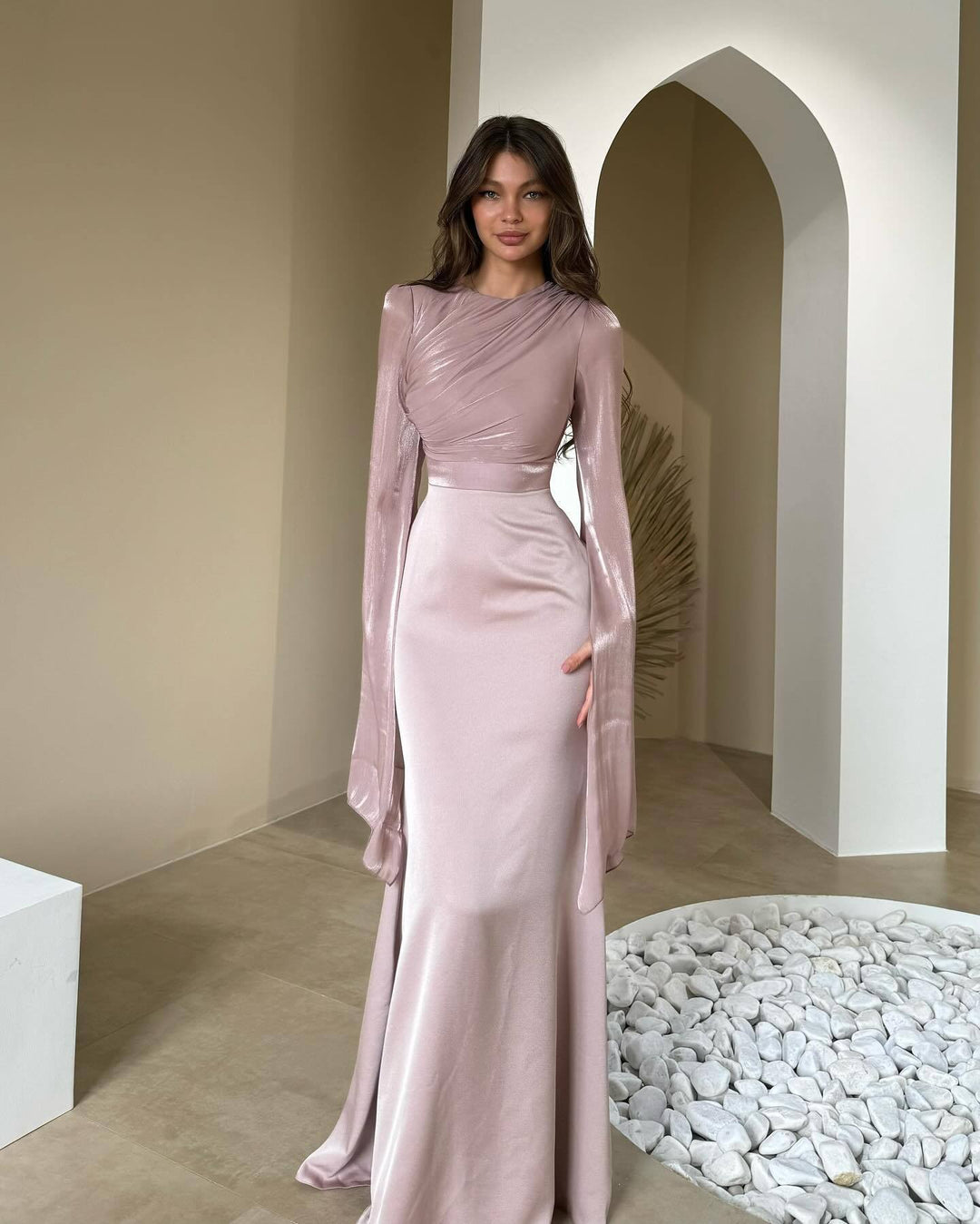 Damen Abendkleid mit eleganter Drapierung Drune