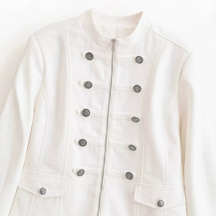 Damen Kurze Uniformjacke mit Stehkragen, Zierriegeln und Metallknopf‑Detail Drune