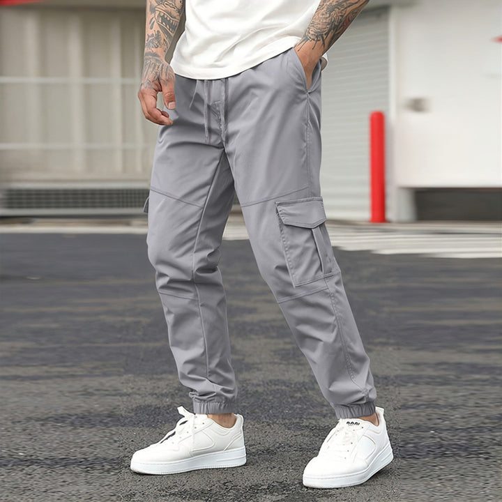 Herren Cargo-Jogginghose mit elastischem Bund und praktischen Cargotaschen Drune