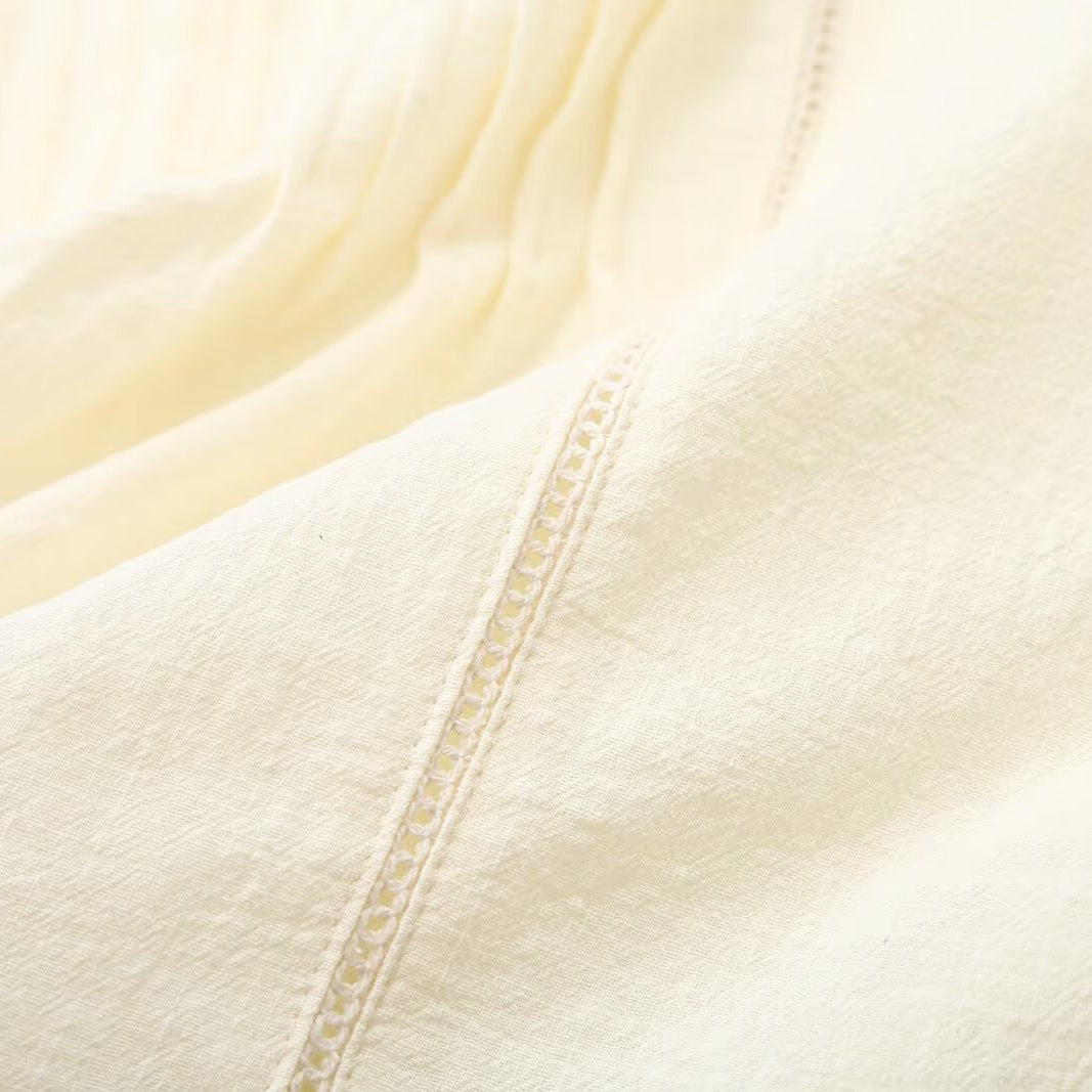 Damen Bestickte Boho-Bluse mit Rundhals, Kellerfalten und Spitzen‑Yoke Drune