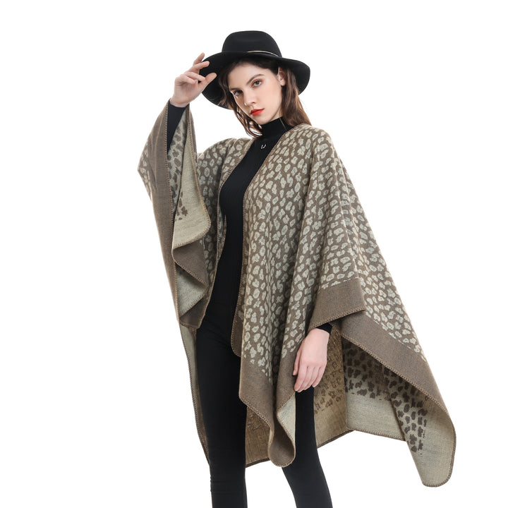 Damen Wollmix-Ruana mit tonigem Leopardenjacquard und kastigem Kimono-Fall Drune