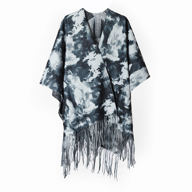 Damen Oversize-Poncho im Cloud-Print mit V‑Ausschnitt und langen Fransen Drune