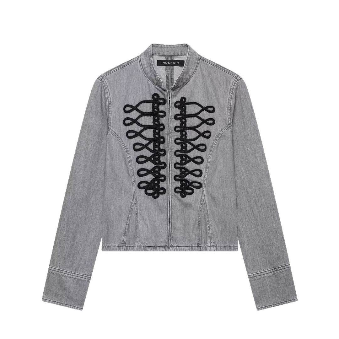 Damen Cropped Jeansjacke mit Mandarin‑Kragen und dekorativen Zierknoten Drune
