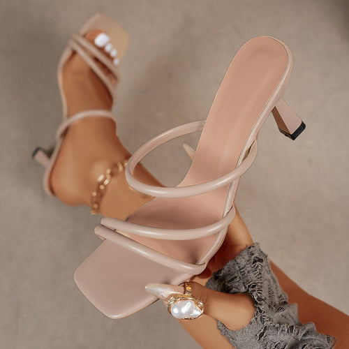 Damen nan minimalistische Sandalette mit drei schmalen Riemen, quadratischer Zehenform und femininem Trichterabsatz Drune