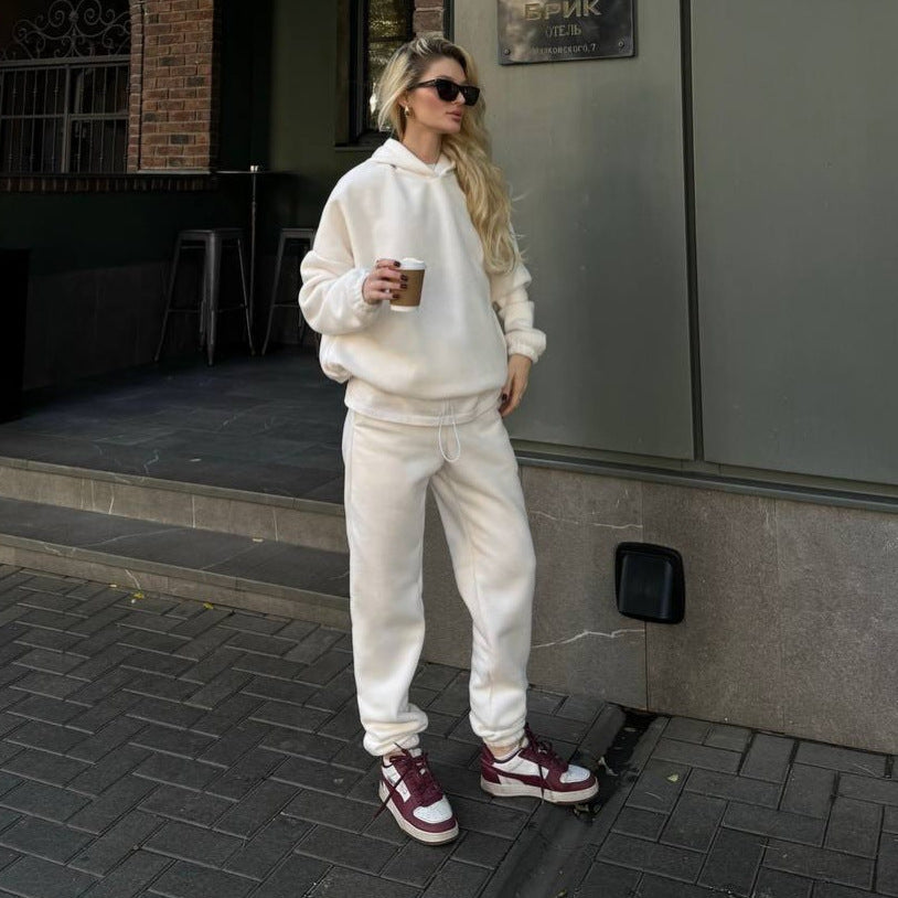 Damen kuscheliges Sweat-Set mit extralangem Kapuzenpullover, verdeckter Kängurutasche und schmal zulaufender Bündchenhose Drune