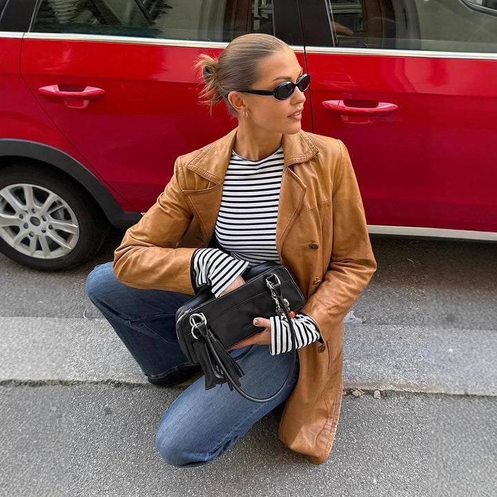 Damen Langer taillierter Leder‑Trenchcoat mit doppelreihiger Knopfleiste und Reverskragen Drune