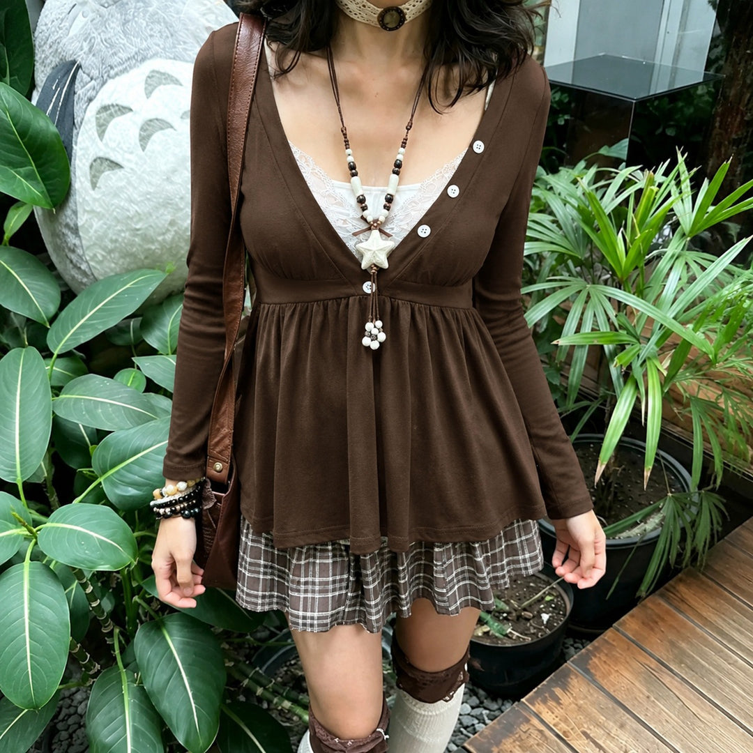 Damen Babydoll-Longsleeve mit Spitzen‑Einsatz, V‑Ausschnitt und Knopfdetail Drune