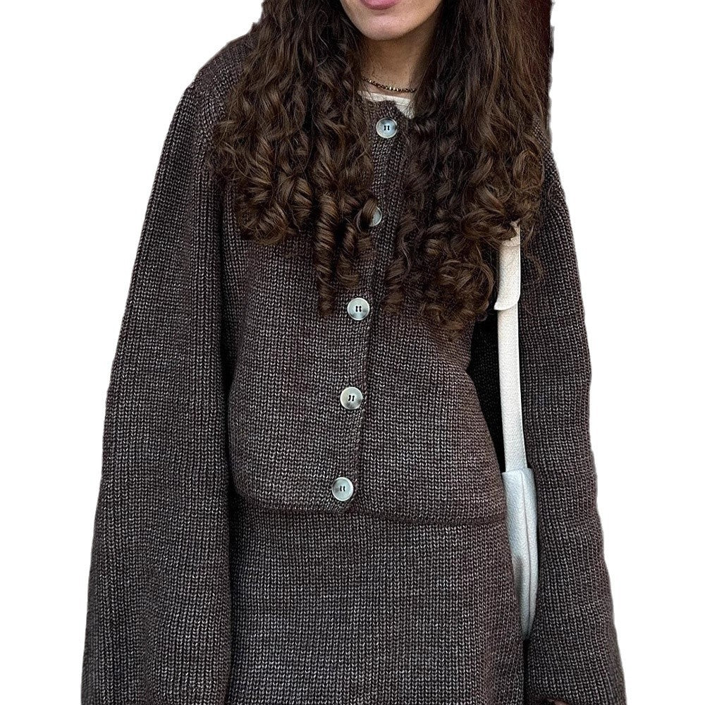 Damen Knitwear Set mit eleganten Knopfdetails Drune