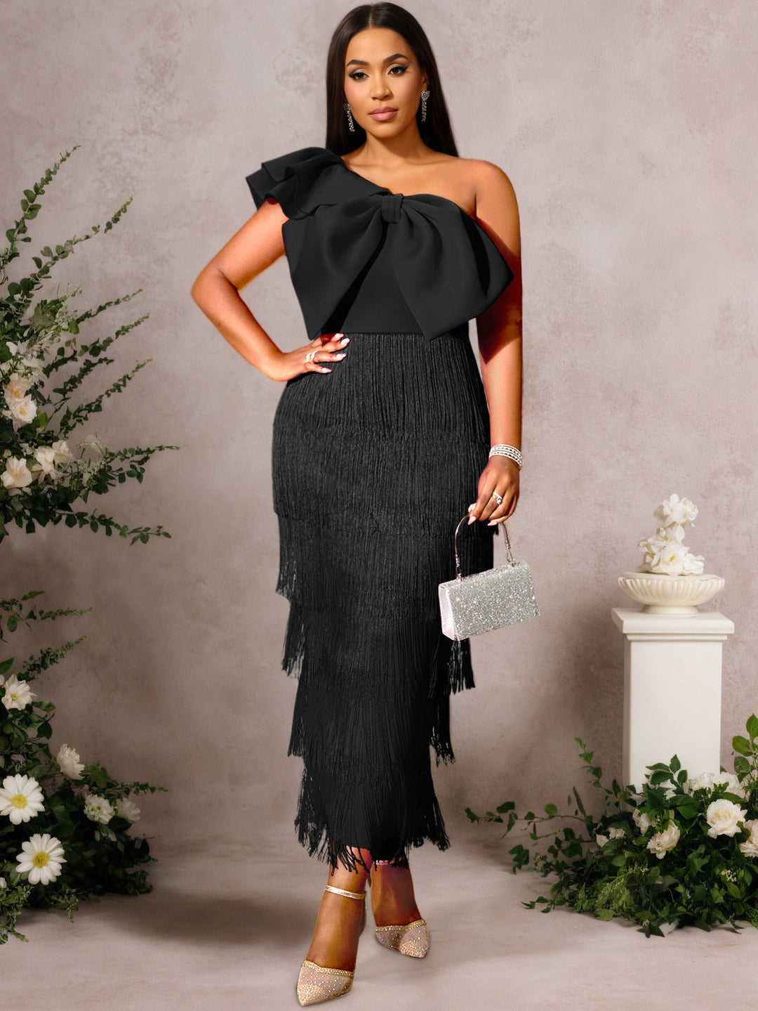 Damen Cocktailkleid mit voluminösem Rüschendesign und Fransen Drune