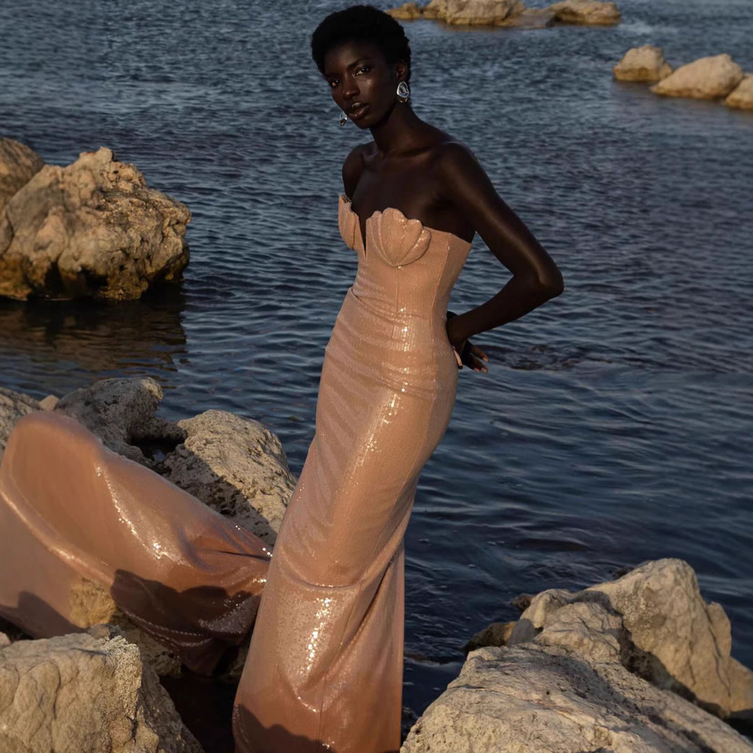Damen figurbetontes Abendkleid mit herzförmigem Ausschnitt und eleganten Details Drune
