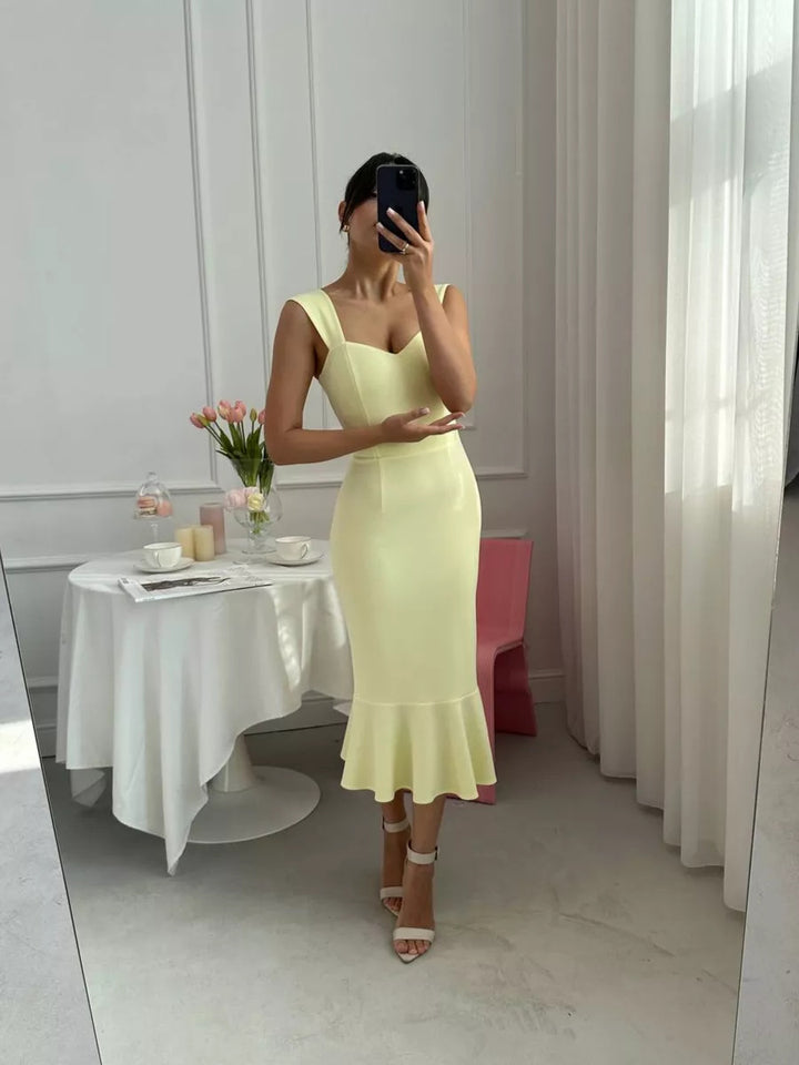 Damen Wickelkleid mit elegantem Herzausschnitt und schwingendem Saum Drune