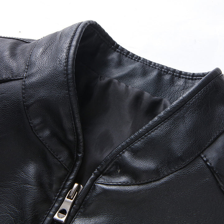 Herren Schlanker Kunstleder-Zipblouson mit minimalistischem Stehkragen und Doppelnahtdetails Drune