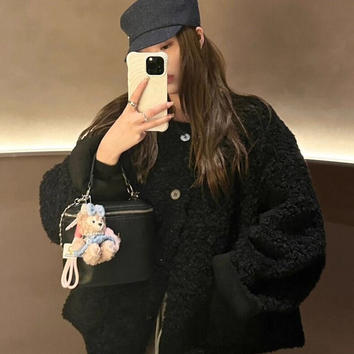 Damen Kuscheliger Plüschjacke mit Knopfdetails Drune