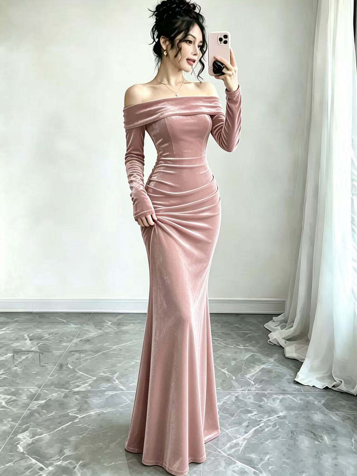 Damen Langes Samtabendkleid mit Carmenausschnitt und tiefem Rückenausschnitt Drune