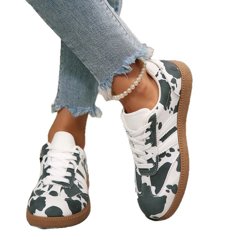 Damen Retro-Lowtop-Sneaker mit Kuhflecken-Print und gepolsterter Komfortsohle Drune