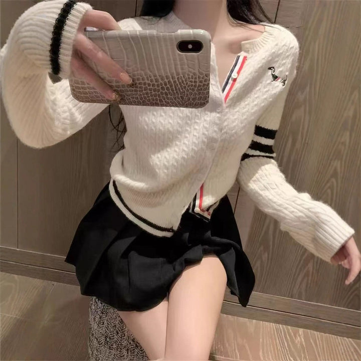 Damen Lässige Strickjacke mit modischen Akzenten und kontrastierenden Details Drune