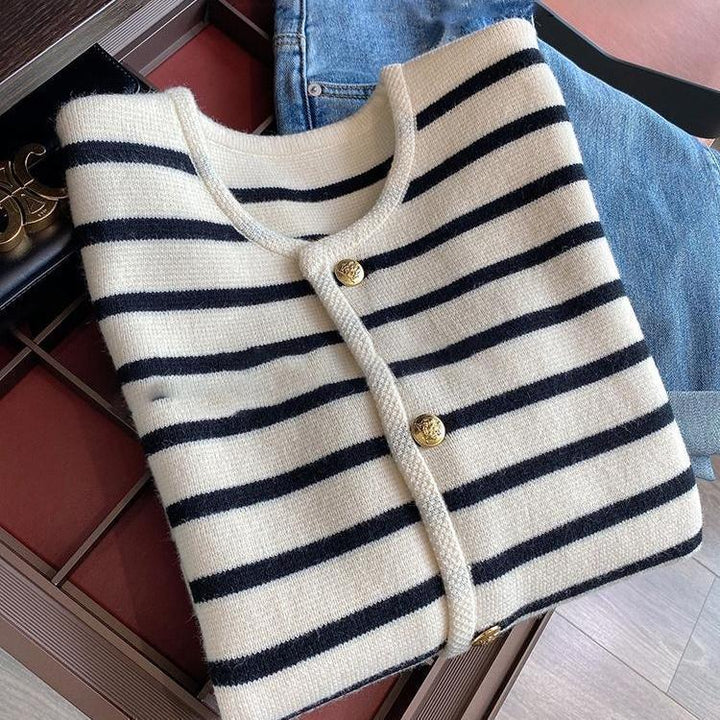 Damen modische Strickjacke mit strukturiertem Streifenmuster und eleganten Knöpfen Drune