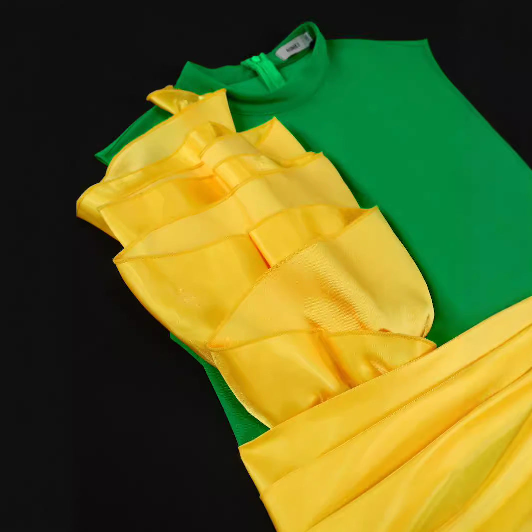 Damen Elegantes Wickelkleid mit voluminösen Rüschendetails und schimmerndem Taillengürtel Drune
