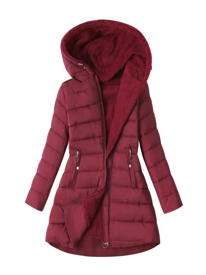 Damen Taillierter Steppmantel mit Oversize-Kapuze, kuscheligem Teddyfutter und Zierringen am Reißverschluss Drune