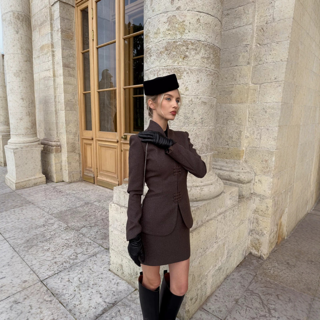 Damen Tailliertes Blazer‑Set mit Stehkragen, dekorativer Knopfleiste und Minirock Drune