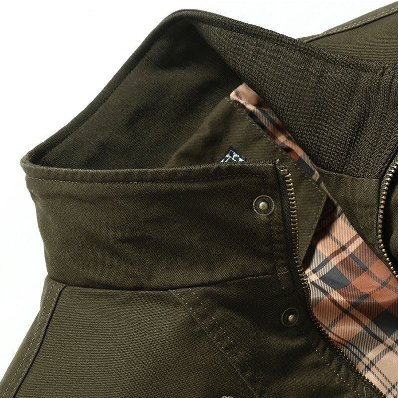 Herren Canvas-Bomberjacke mit kariertem Innenfutter, Stehkragen und Abzeichenapplikationen Drune