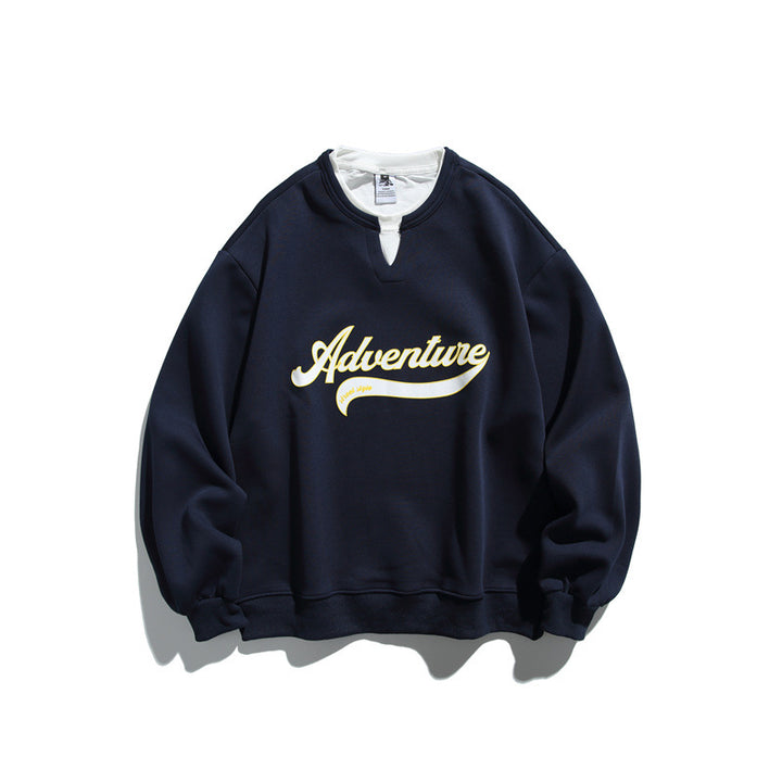 Unisex Oversize-Sweatshirt mit Notch-Kragen, Lagen-Effekt und Script-Print Drune