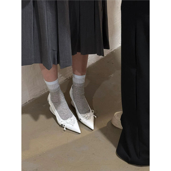 Damen Spitz zulaufende Mesh-Metallic-Pumps mit sculpted Kitten-Absatz und Schleifenriemen Drune