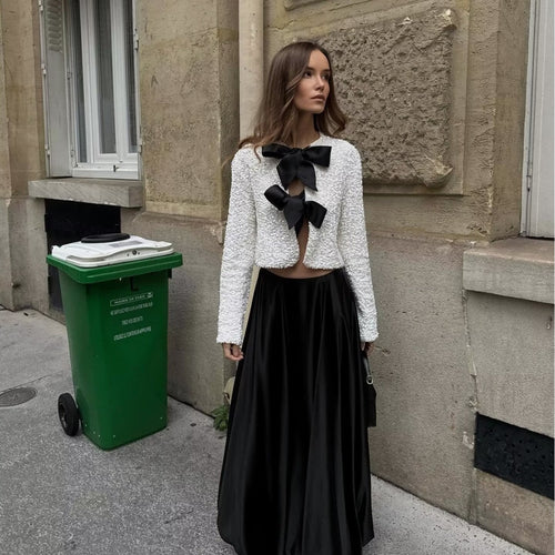 Damen nan glitzernde Cropped-Bolerojacke mit Paillettenbesatz und dekorativen Satinschleifen Drune
