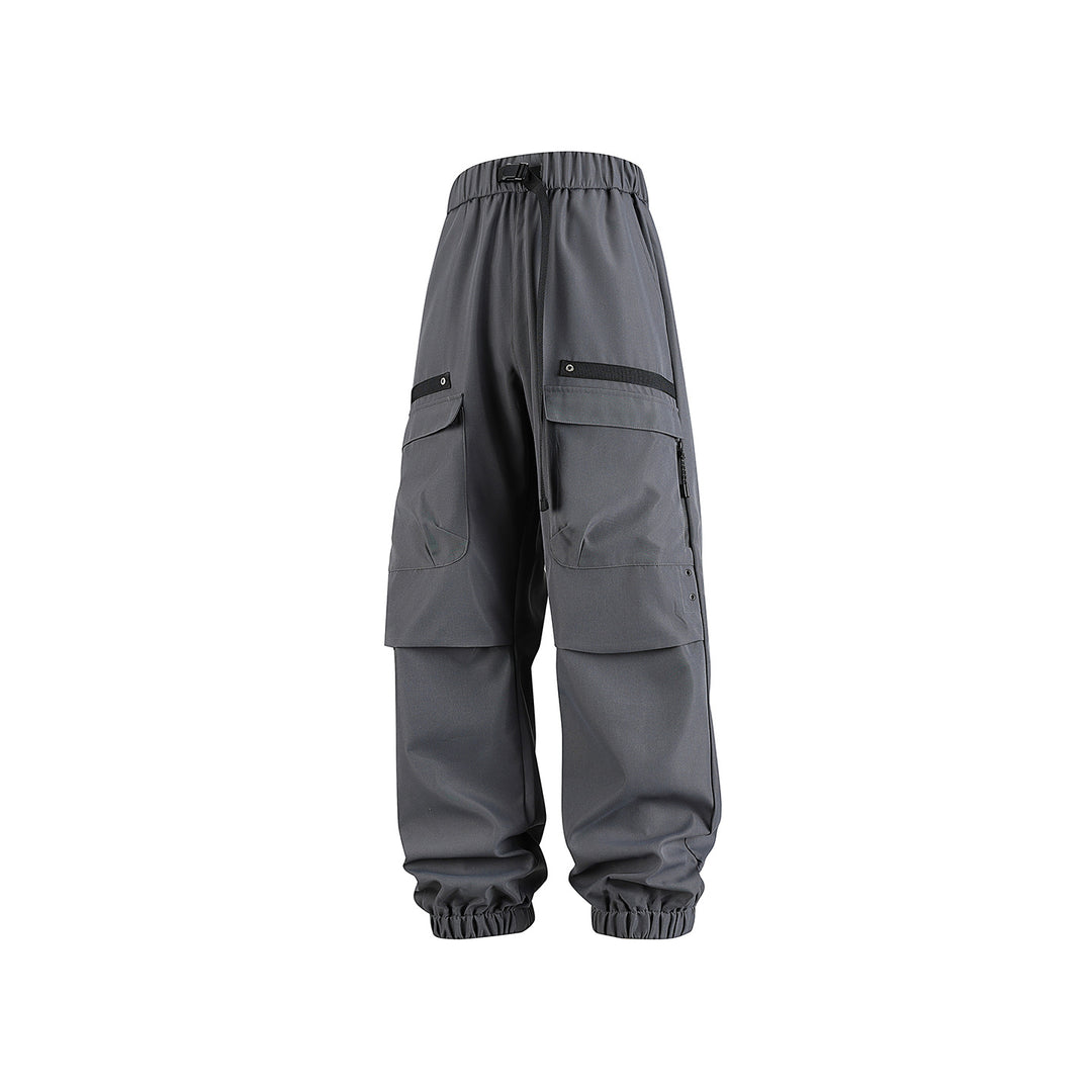Herren weite Cargo-Jogginghose im Tech‑Utility‑Look mit elastischem Bund und multifunktionalen Klapptaschen Drune