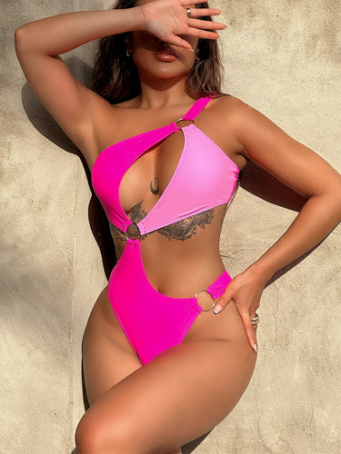 Damen asymmetrischer Cut-Out Badeanzug mit modischen Ringen Drune