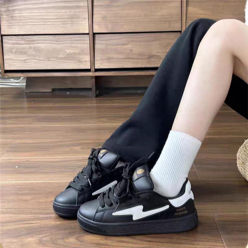 Damen Sportliche Sneakers mit verstellbarem Klettverschluss und gepolsterter Innensohle Drune