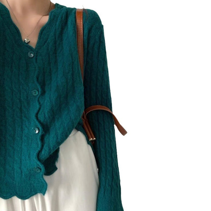 Damen Strickjacke mit strukturiertem Zopfmuster und eleganten Knopfdetails Drune