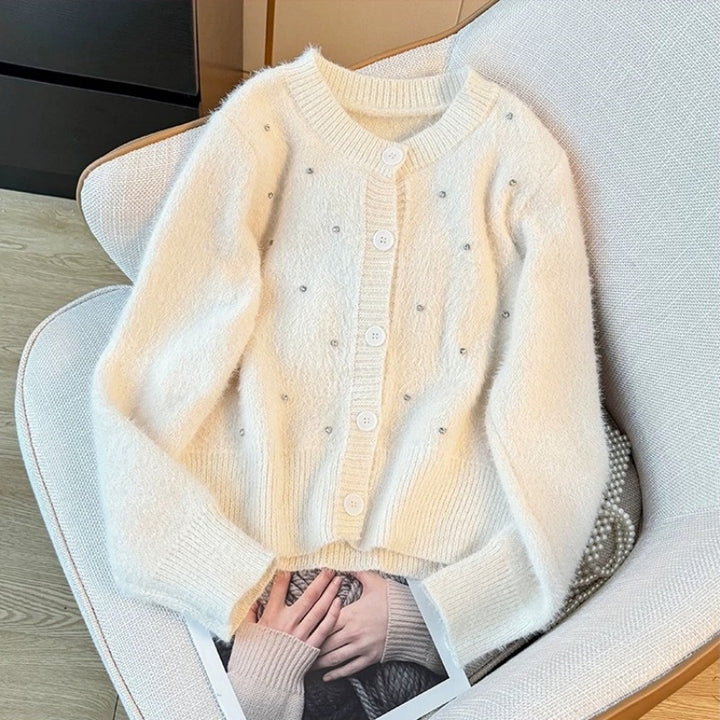 Damen elegante Strickjacke mit trendigen Perlenakzenten Drune