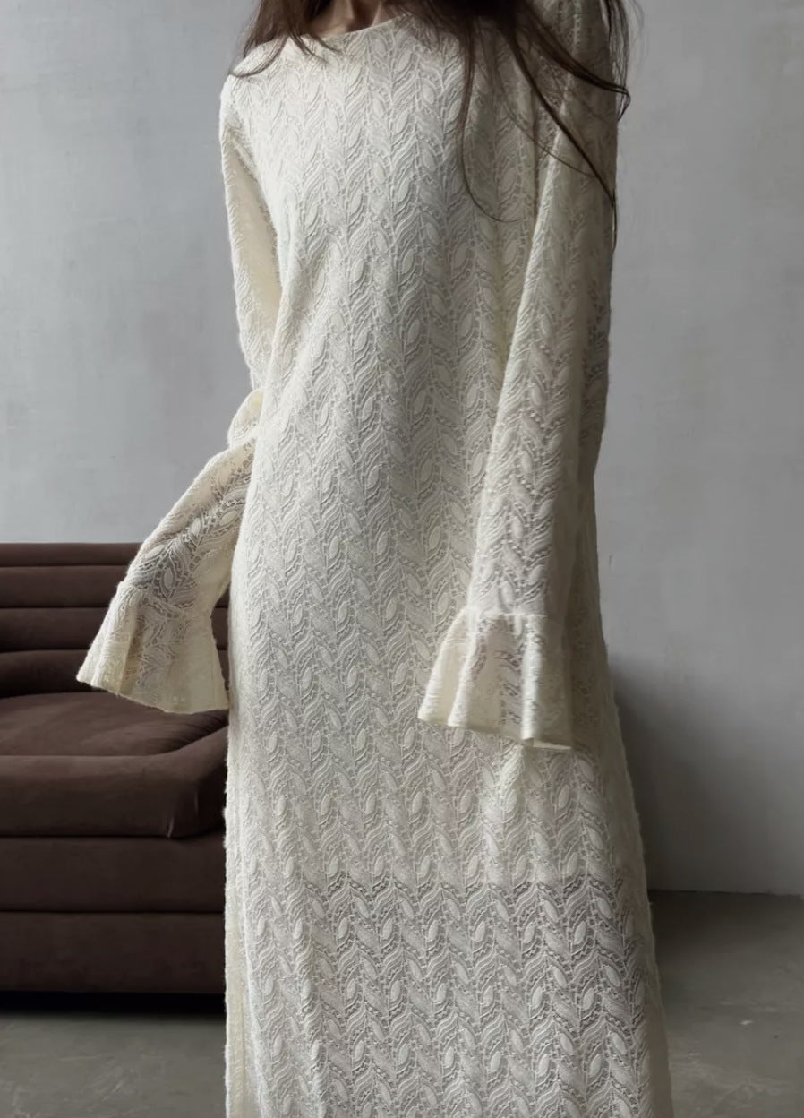 Damen elegantes Spitzenkleid mit weit geschnittenen Ärmeln und femininer Silhouette Drune