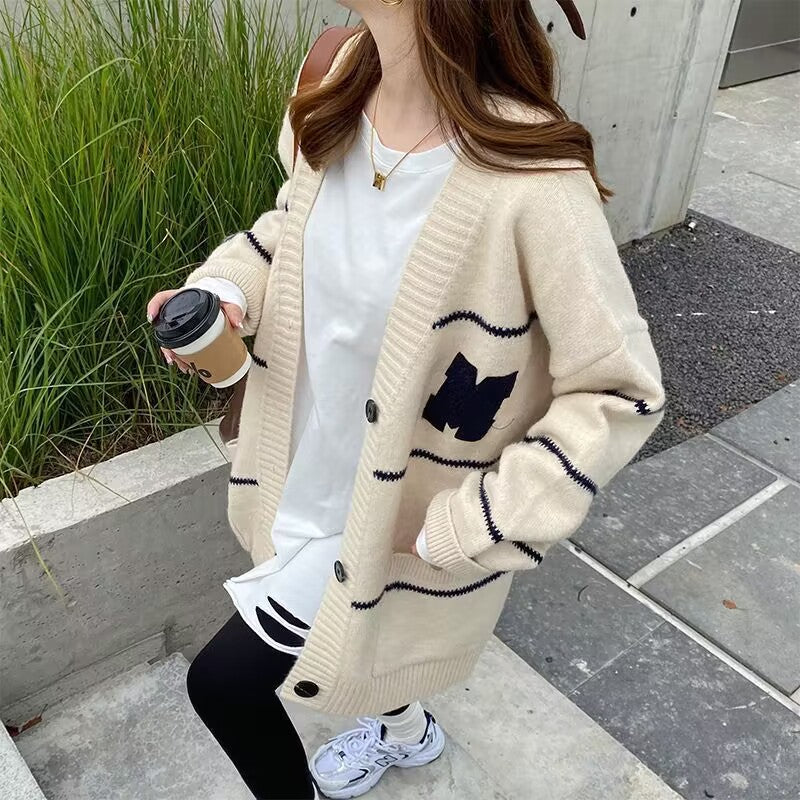 Damen Strickjacke mit zwei aufgesetzten Taschen und kontrastierenden Streifen Drune