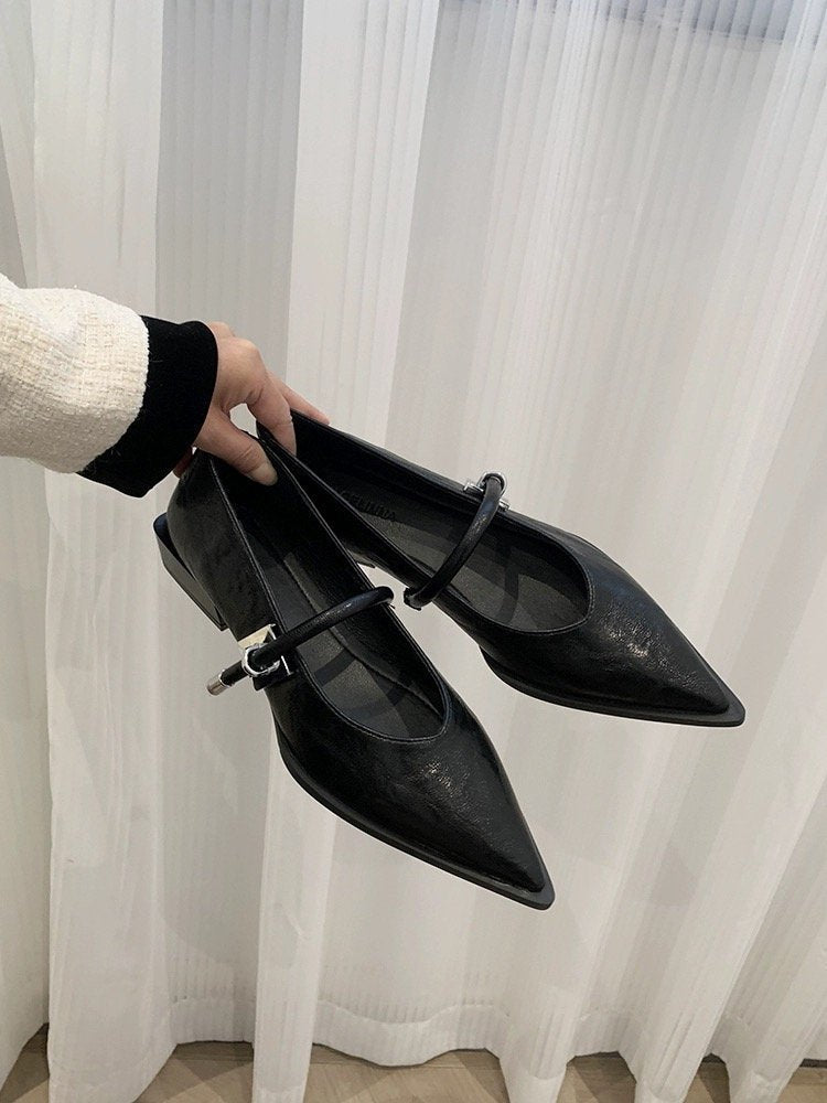 Damen elegante Ballerinas mit zeitgemäßem Riemchen und spitzem Design Drune