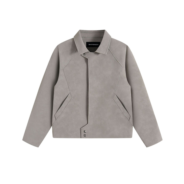 Herren Kurzblouson im Wildlederoptik mit asymmetrischer Frontpatte und geometrischen Pattentaschen Drune