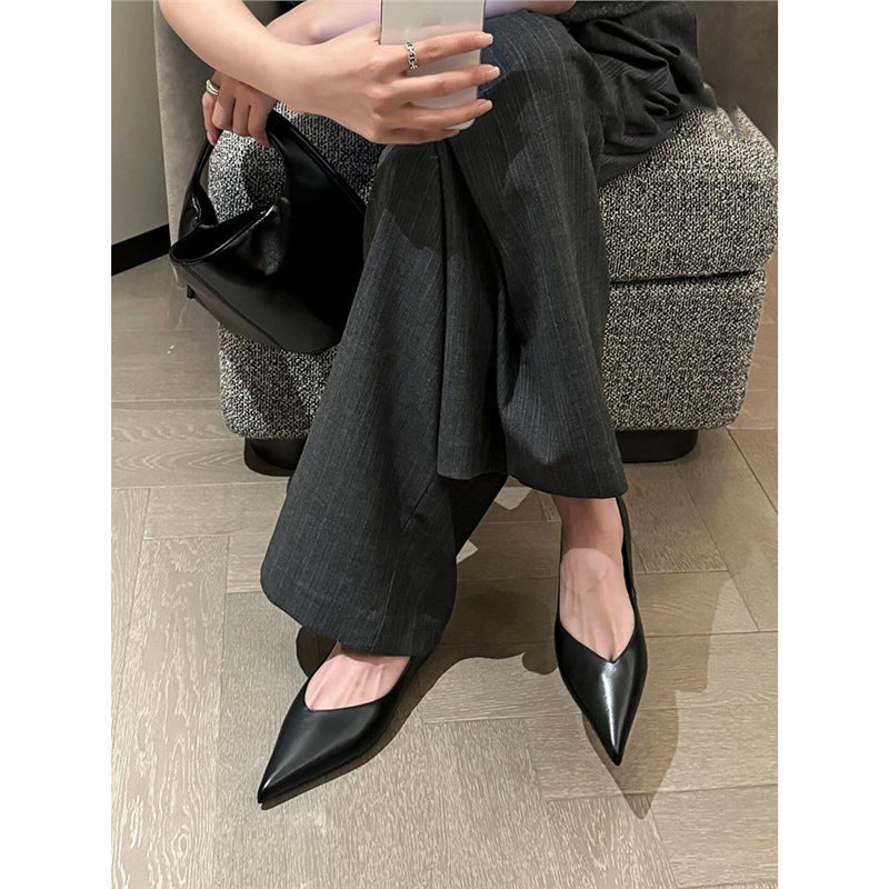 Damen Spitz zulaufende Lederoptik-Slipper mit ergonomischem Komfortfußbett Drune