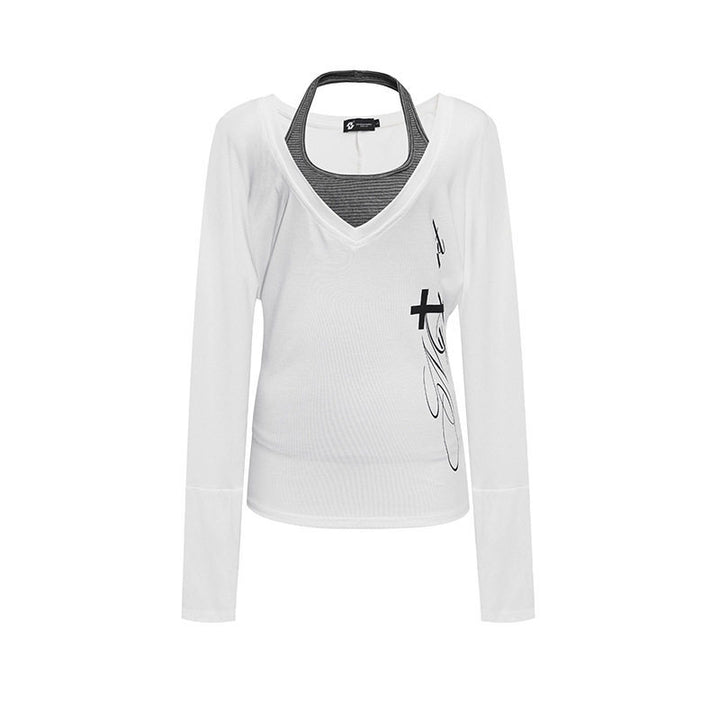 Damen Lagen-Langarmshirt mit tiefem V-Ausschnitt, Neckholder-Innenlayer und seitlichem Script-Print Drune