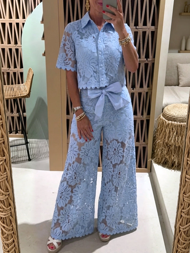 Damen nan elegante Spitzenkombination mit kurzärmeliger Hemdbluse, Muschelsaum und taillierter Palazzohose mit Bindegürtel Drune