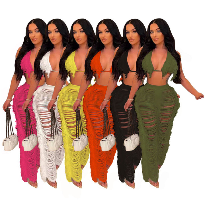 Damen Strandoutfit mit fransigem Crop-Top und lässiger Hose Drune