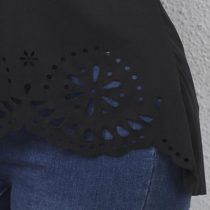 Damen Oberteil mit floralem Lochmuster Drune