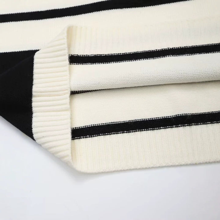 Damen Gestreifter Strickpullover mit hohem Rollkragen und halbem Reißverschluss Drune
