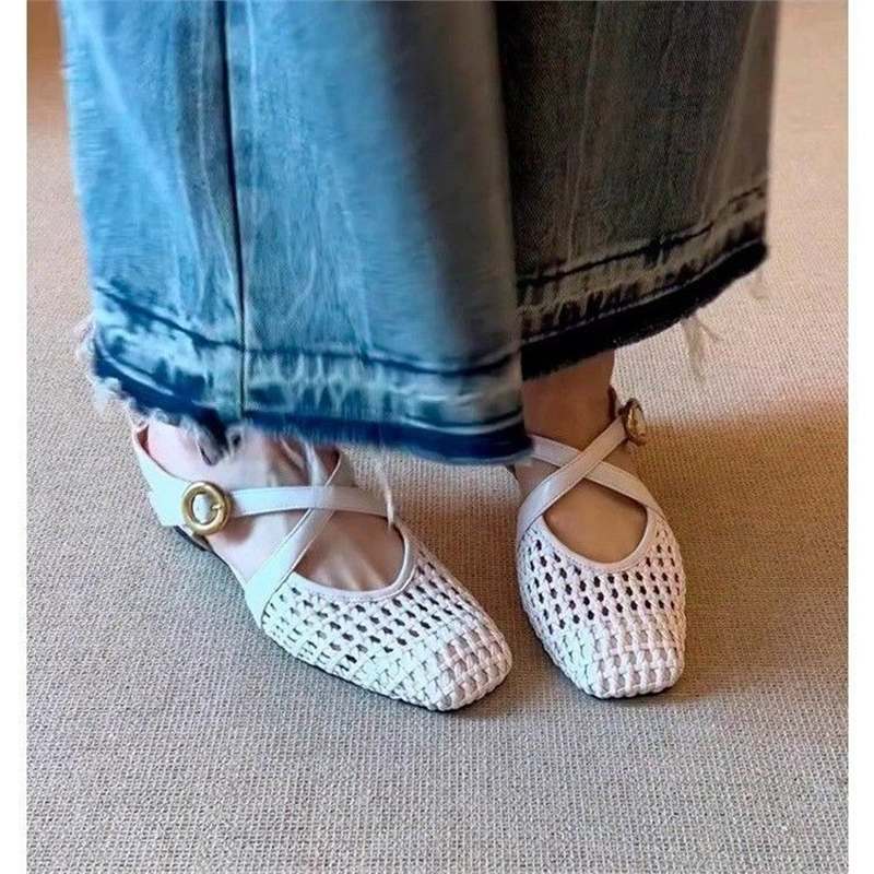 Damen Geflochtene Mule-Ballerinas mit T-Riemen und dekorativer Rosenapplikation Drune