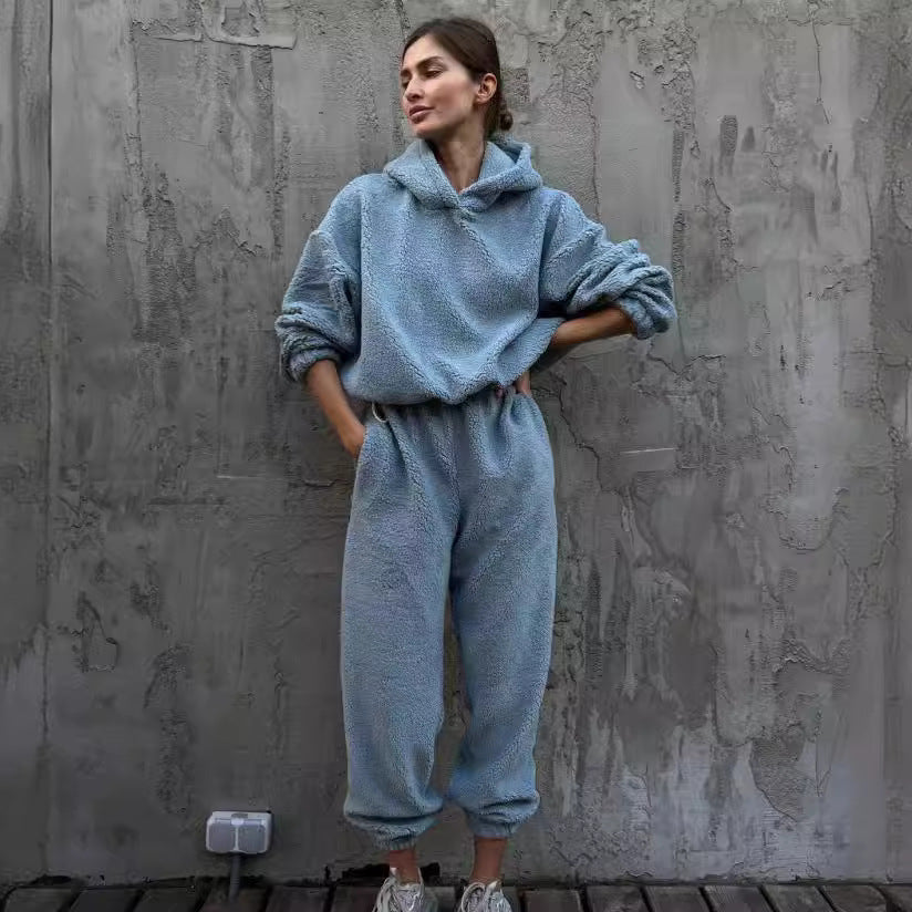 Drune | Loungewear Set Fleece Hoodie und Hose Hohe Taille Lockere Passform