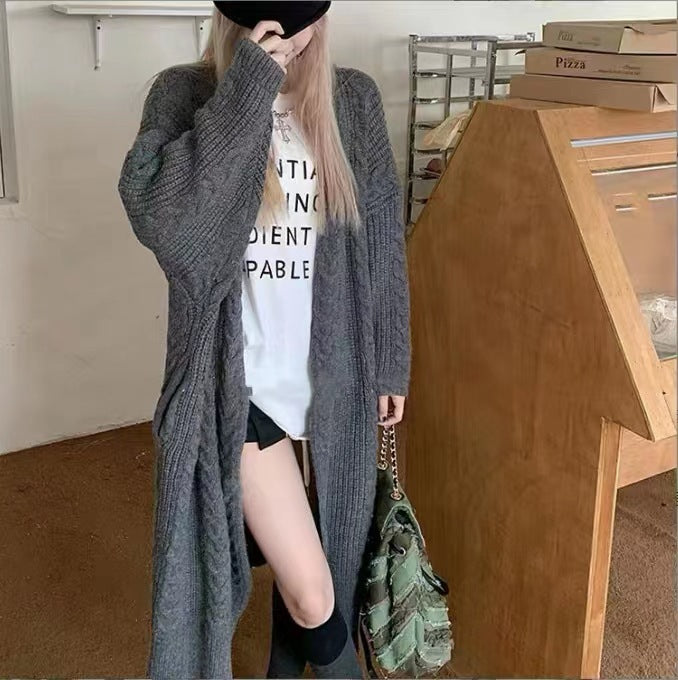 Damen Strickmantel mit Zopfmuster und lässigem Schnitt Drune