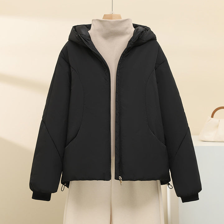 Damen nan gesteppte Kapuzenjacke mit kurzem Boxy‑Schnitt, verstellbarem Saum und wärmender Wattierung Drune